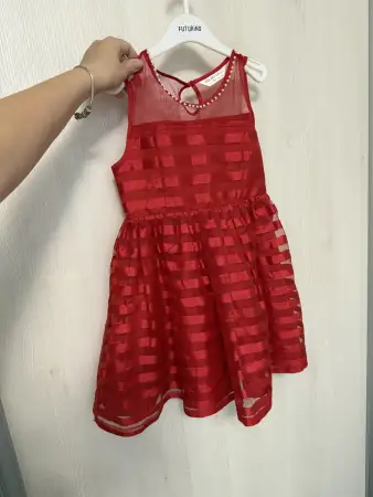 Нарядное платье 116-122