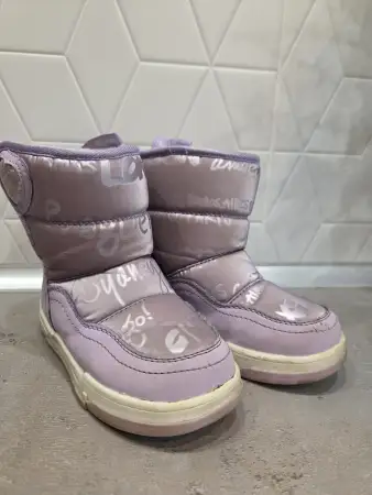 Тёплые лёгкое сапоги для девочки 25 р