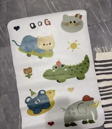 Противоскользящий коврик в ванную