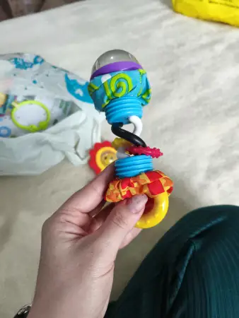 Музыкальная игрушка погремушка