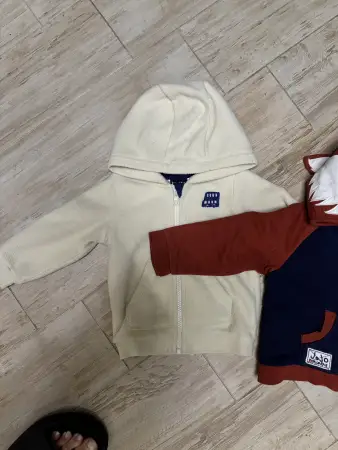 Лот теплых кофт