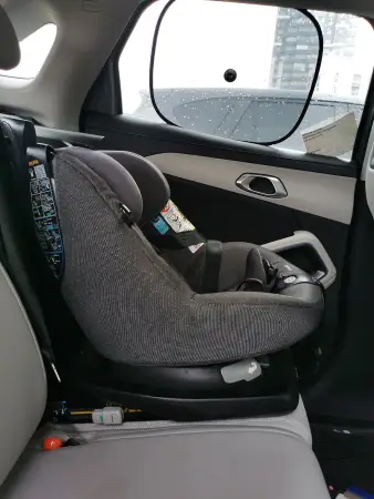 Автокресло поворотное с изификс