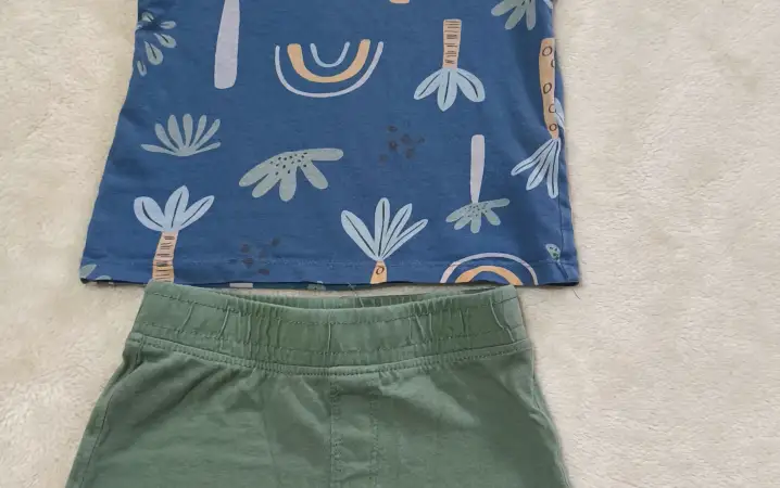 Комплект футболка и шорты 86см