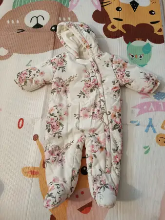 Тёплый комбинезон на 6-9 мес