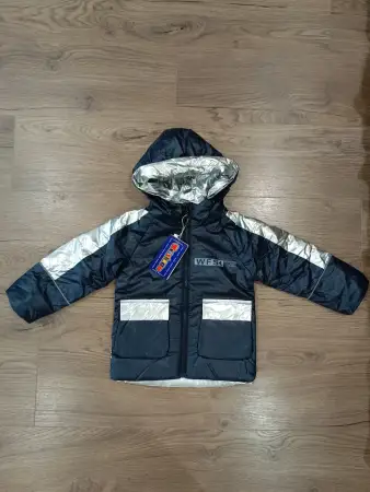 Новая куртка рост 98 на флисе