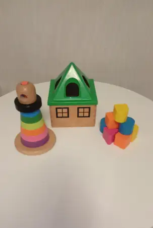 Пирамидка и домик-головоломка Икеа Мула