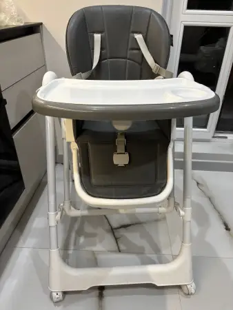 Стульчик для кормления 3в1.