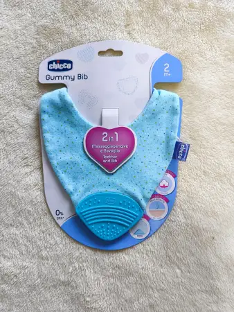 Нагрудник грызунок chicco