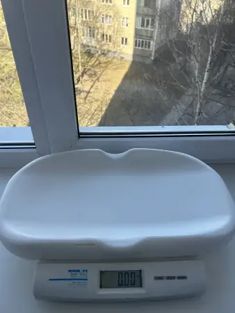 Детские электронные весы Momert