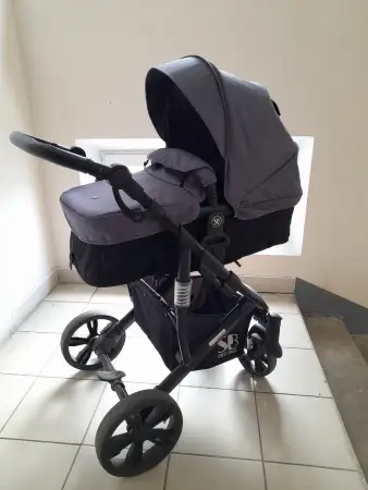 Коляска 3в1 в отличном состоянии