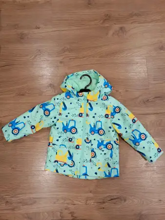 Куртка рост 92 как новая