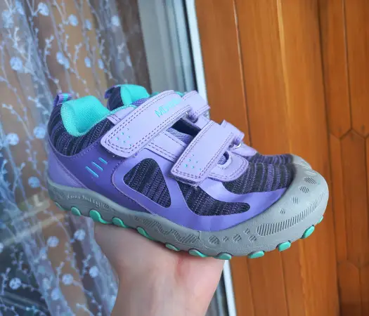 Кроссовки, кеды, спортивная обувь