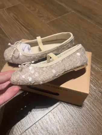 Нарядные балетки для девочки